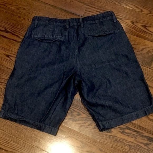 GAP Dark Wash Flat Front Denim Shorts NWOT SZ 34 - Picture 2 of 8